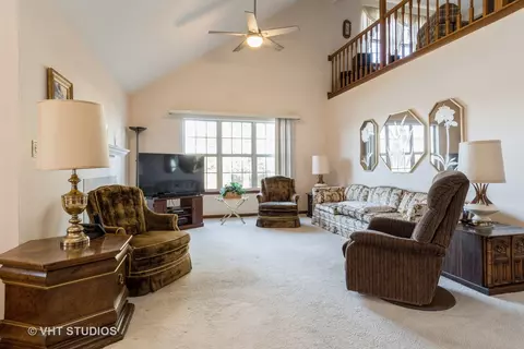 21044 W Hazelnut Ln W, Plainfield, IL 60544 photo 9