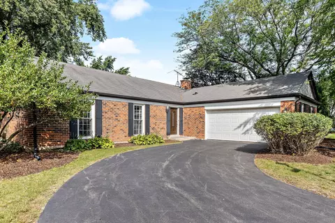 986 Hampton Park, Barrington, IL 60010 photo 1