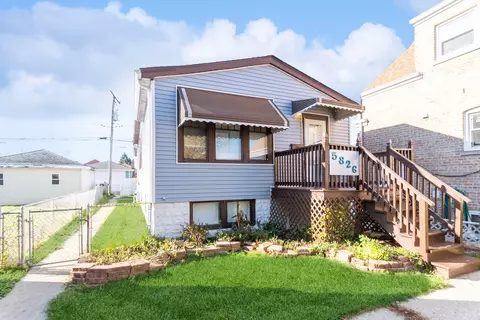 5826 S Tripp Ave, Chicago, IL 60629