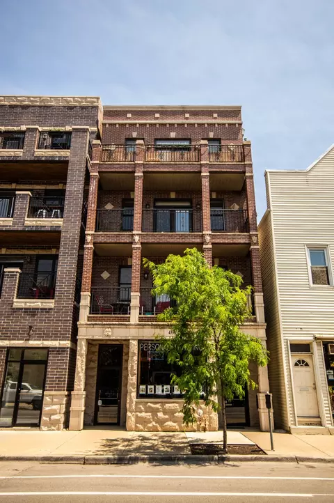 4355 N Lincoln Ave #3, Chicago, IL 60618