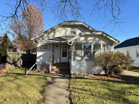 1811 Ridge Ave, Rockford, IL 61103