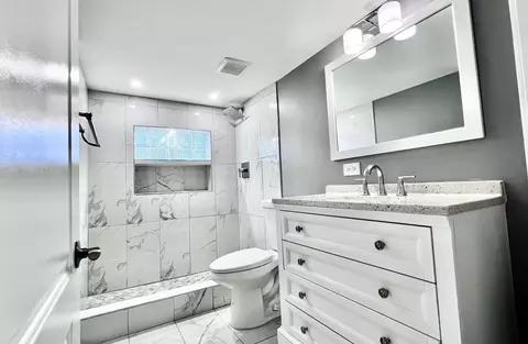 Bath - 14736 Langley Ave, Dolton, IL 60419 photo 2 of 2