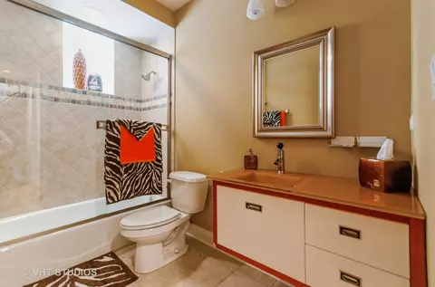 540 E 45th St #1S, Chicago, IL 60653 photo 11