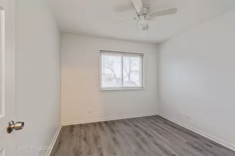 1557 Cornell Pl, Hoffman Estates, IL 60169 photo 9