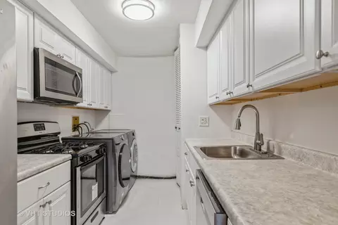 1557 Cornell Pl, Hoffman Estates, IL 60169 photo 7