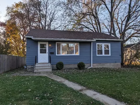 617 Ellwood Ave, Dekalb, IL 60115