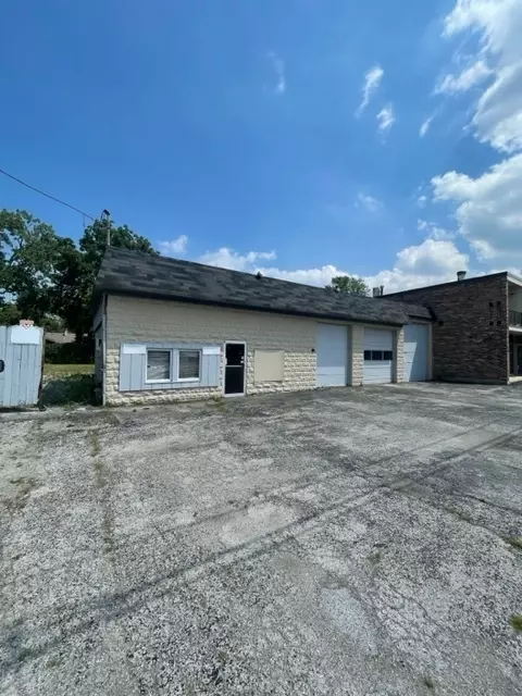17713 Oak Park Ave, Tinley Park, IL 60477