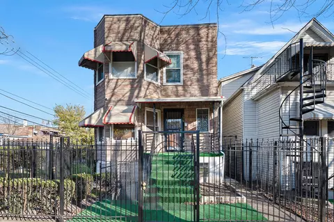 7513 S 7515 S St Lawrence Ave, Chicago, IL 60619