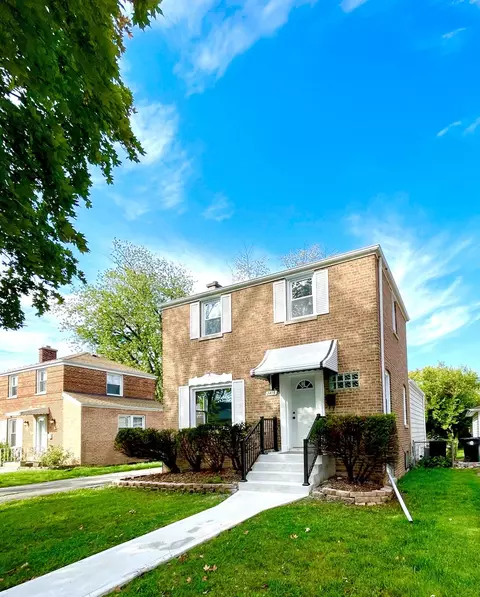 2416 S 19th Ave, Broadview, IL 60155
