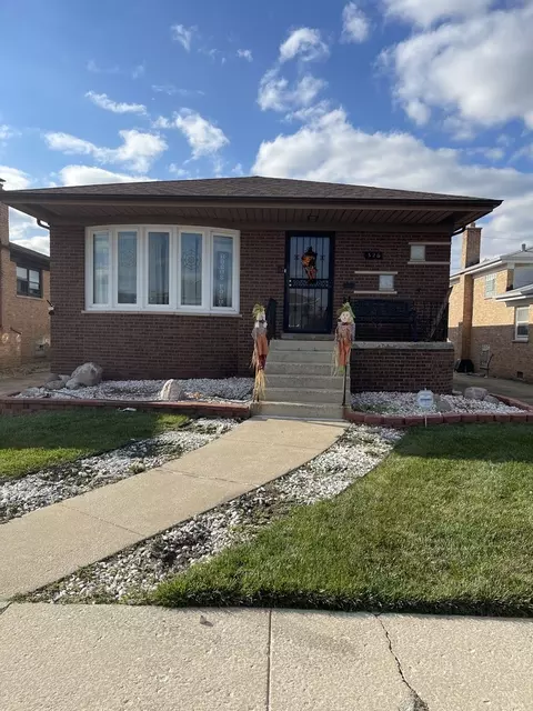 326 Marquette Ave, Calumet City, IL 60409