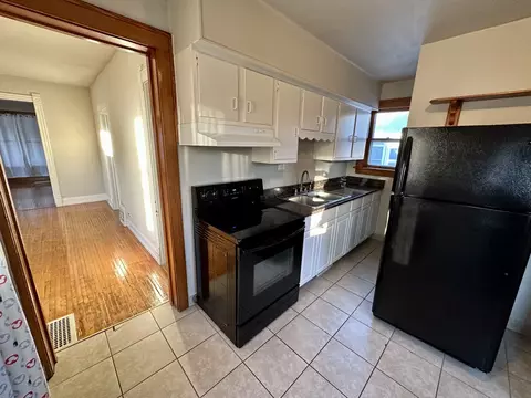 633 Chester Ave, Elgin, IL 60120 photo 11