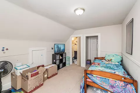 633 Chester Ave, Elgin, IL 60120 photo 19