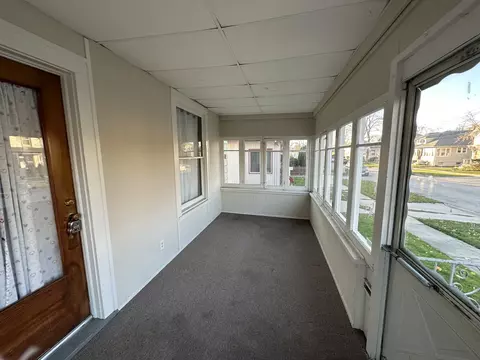 633 Chester Ave, Elgin, IL 60120 photo 27