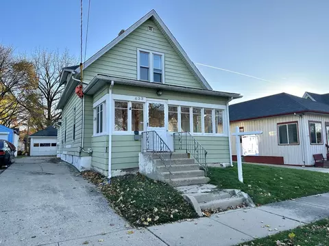 633 Chester Ave, Elgin, IL 60120 photo 29