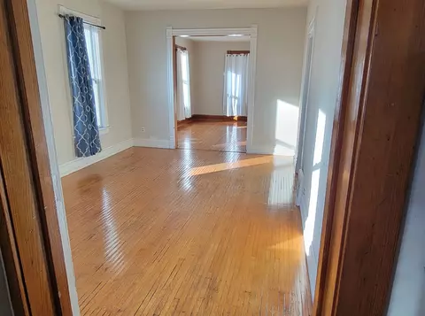 633 Chester Ave, Elgin, IL 60120 photo 6