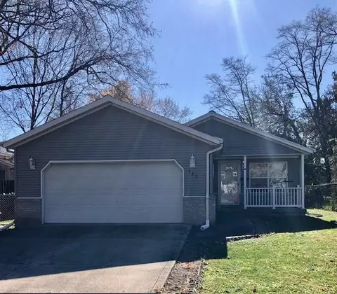 825 W Harvard St, Champaign, IL 61820