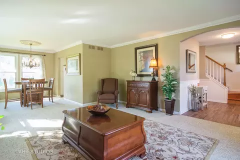 1101 Cimarron Dr, Cary, IL 60013 photo 4