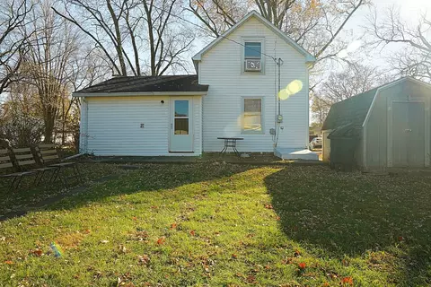 115 W James St, Forrest, IL 61741 photo 6