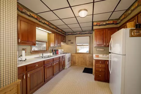 500 E Cedar St, Le Roy, IL 61752 photo 12