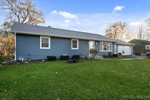1685 Sheffer Rd, Aurora, IL 60505 photo 1