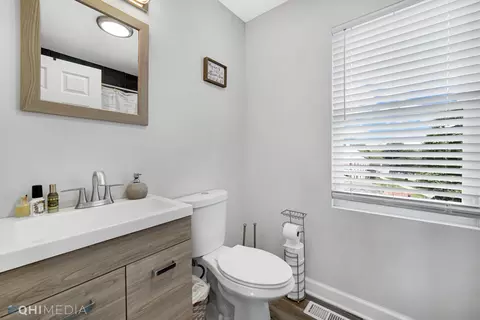 10426 S Charles St, Chicago, IL 60643 photo 19