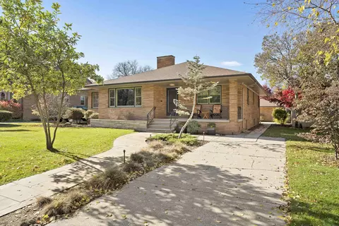 8520 Parkview Ave, Munster, IN 46321 photo 3