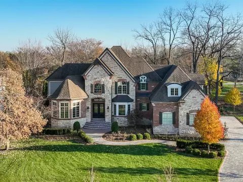 199 Wrenwood Cir, Elgin, IL 60123