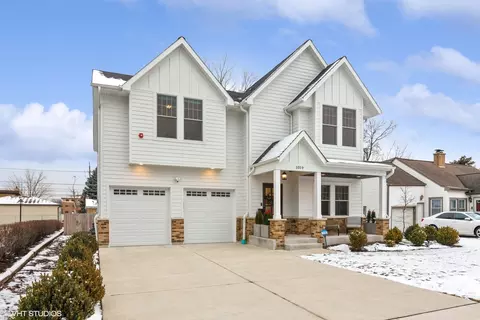 1019 N Clifton Ave, Park Ridge, IL 60068