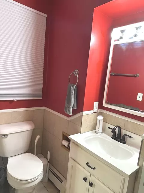 Bath - 418 High St, Buda, IL 61314 photo 2 of 2