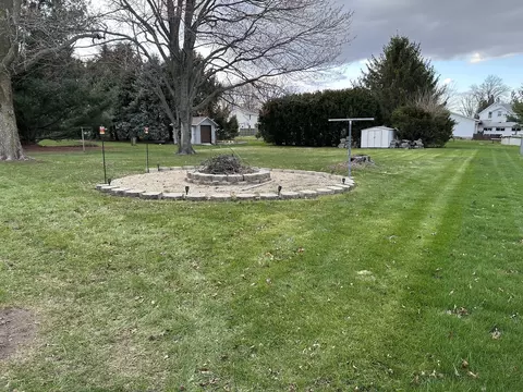 Exterior - 418 High St, Buda, IL 61314 photo 3 of 4