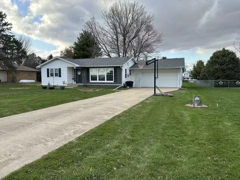 Other - 418 High St, Buda, IL 61314 photo 1 of 6