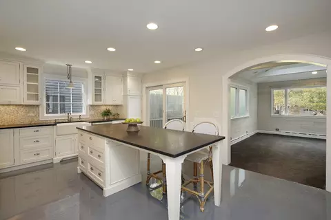 739 Central St, Evanston, IL 60201 photo 9