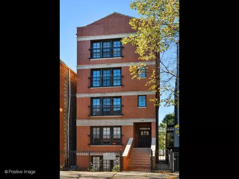 1510 N Bosworth Ave #2, Chicago, IL 60642