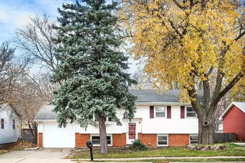 1710 Fort Jesse Rd, Normal, IL 61761