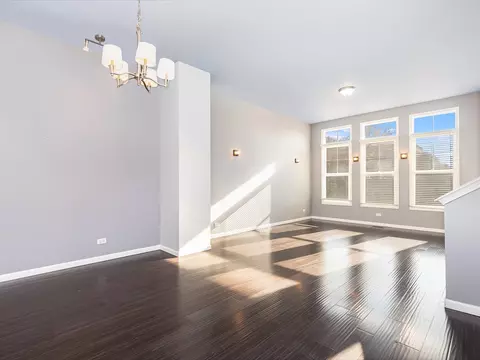 244 Lake St, Elgin, IL 60120 photo 5