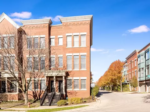 244 Lake St, Elgin, IL 60120 photo 2