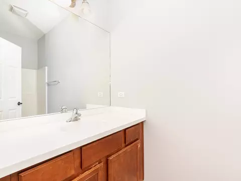 244 Lake St, Elgin, IL 60120 photo 17