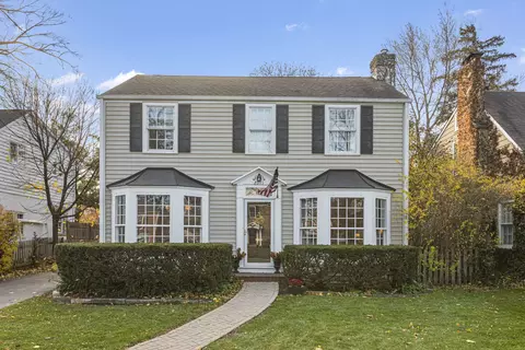 2015 Fir St, Glenview, IL 60025