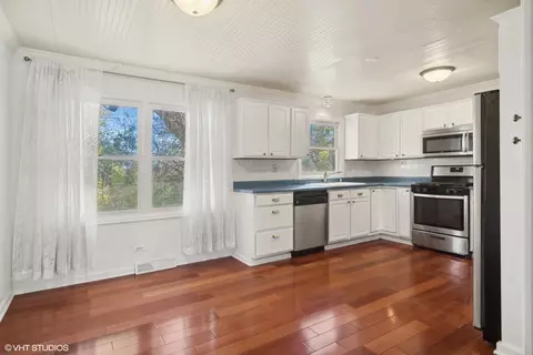 245 Thomas St, Cary, IL 60013 photo 8