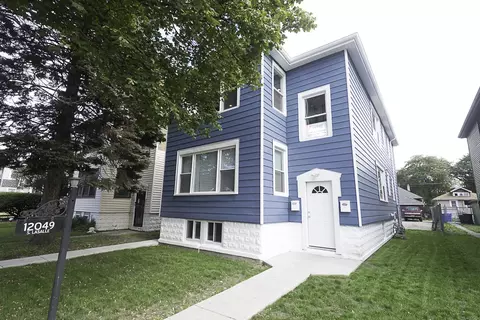 12049 S La Salle St, Chicago, IL 60628