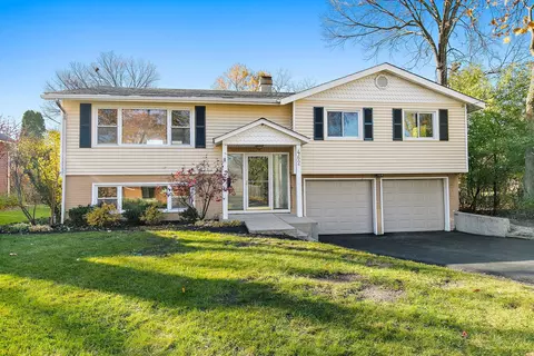462 N Plum Grove Rd, Palatine, IL 60067
