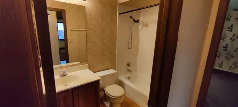 711 S Des Plaines River Rd #815, Des Plaines, IL 60016 photo 17