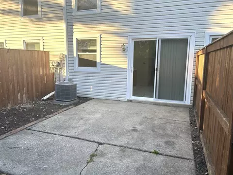 1776 Hassell Rd, Hoffman Estates, IL 60169 photo 21
