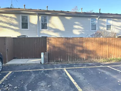 1776 Hassell Rd, Hoffman Estates, IL 60169 photo 3
