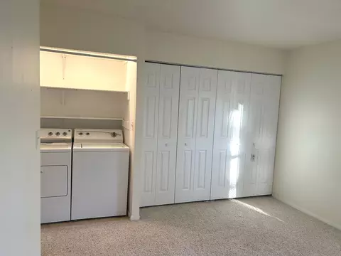 1776 Hassell Rd, Hoffman Estates, IL 60169 photo 15
