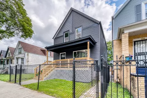 7243 S May St, Chicago, IL 60621