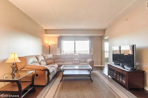 100 N Milwaukee Ave #602, Wheeling, IL 60090 photo 3