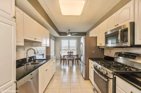 100 N Milwaukee Ave #602, Wheeling, IL 60090 photo 7
