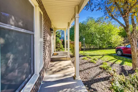 304 College Crossing Ct, Rolling Meadows, IL 60008 photo 3