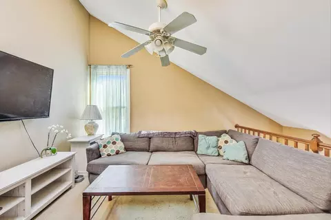 304 College Crossing Ct, Rolling Meadows, IL 60008 photo 18